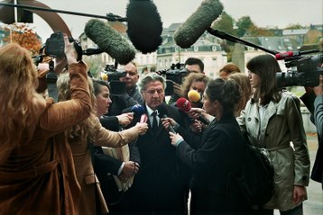 Daniel Auteuil et Emmanuelle Devos pris au piège par "Un silence"