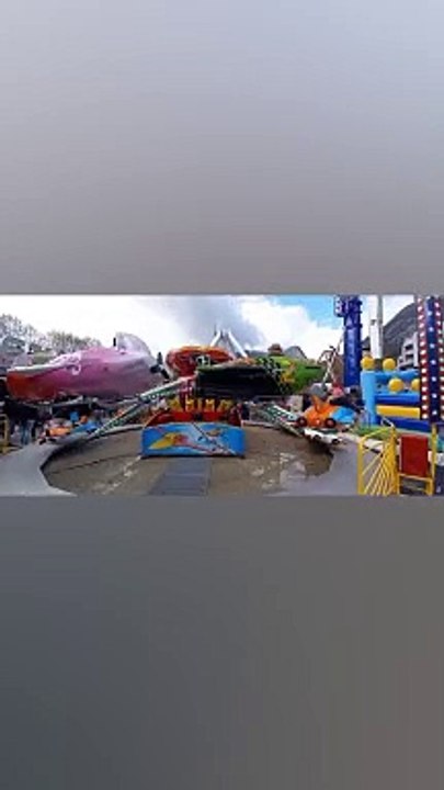 Foire des RAMEAUX   Foire de GRENOBLE 2023   #grenoble  #manege #france  #foire #animation  (50)