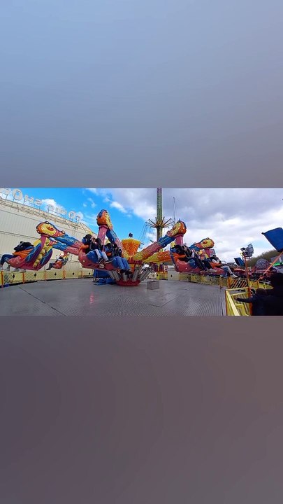 Foire des RAMEAUX   Foire de GRENOBLE 2023   #grenoble  #manege #france  #foire #animation  (48)