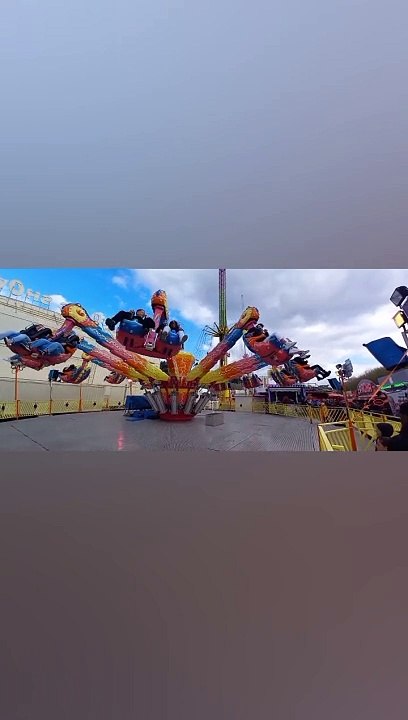 Foire des RAMEAUX   Foire de GRENOBLE 2023   #grenoble  #manege #france  #foire #animation  (47)