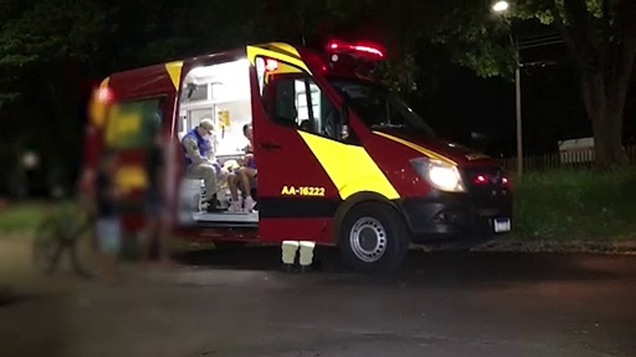 Criança cai de garupa de bicicleta e sofre ferimentos leves