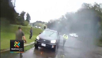 tn7-Oficial-de-Tránsito-grabó-momento-cuando-carro-se-quemaba-en-Ruta-32--080124