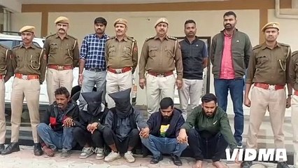 बैंक सेल्स ऑफिसर व दोस्त ने बनाई थी लूट की योजना