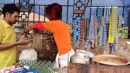 Nagpur's Very Stylish Dolly Chaiwala - Dolly Ki Tapri - Indian Street Food