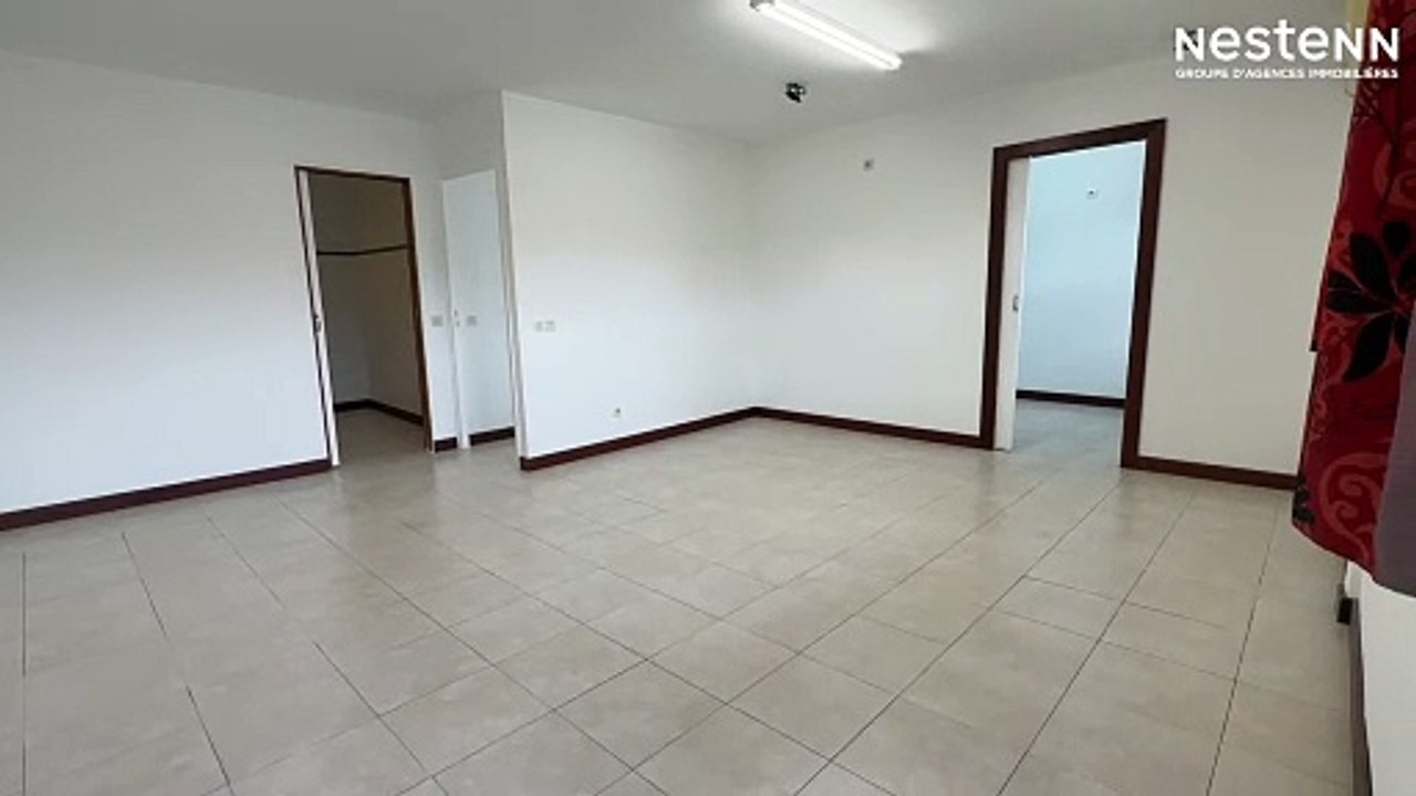 Local Polyvalent Idéal pour Professionnels à Ducos, Nouméa - Disponible Maintenant!