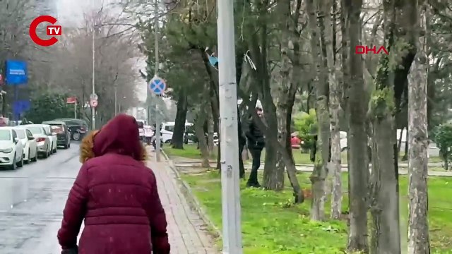 BEYLİKDÜZÜ'NDE KAR YAĞIŞI ETKİLİ OLUYOR