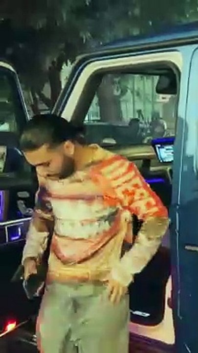 Danger Orry's Got Some Wild-Teeth Printed On His Outfit