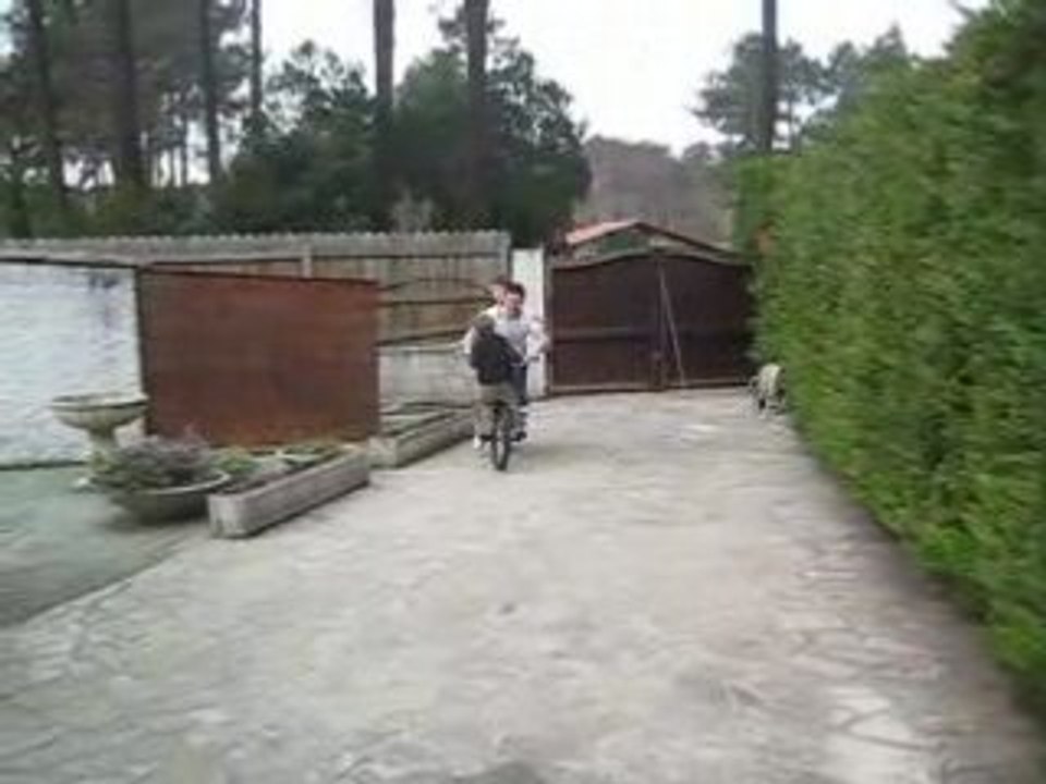 Acrobatie avec Tonton Piquey Février 2008