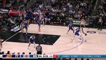 Durant makes incredible chasedown block