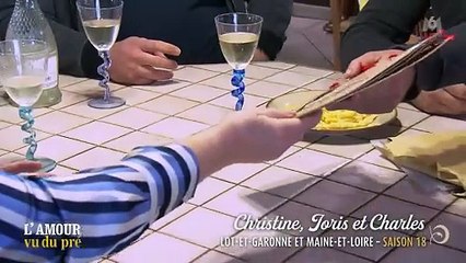 Charles (L'amour est dans le pré 2023) annonce avoir retrouvé l'amour et présente sa nouvelle chérie.