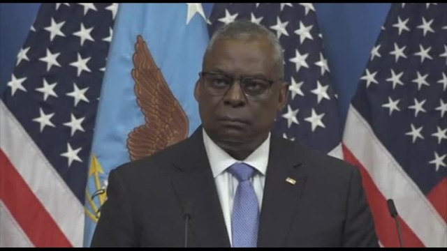 Il ricovero segreto del segretario Difesa Austin è caso politico