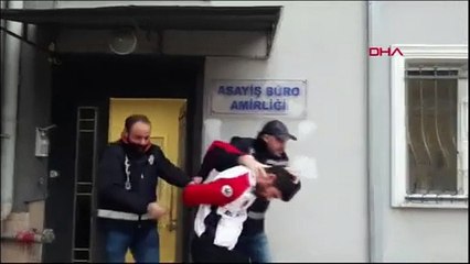 Silahlı videolar çekip canlı yayında uyuşturucu kullanmıştı! Yakalandı