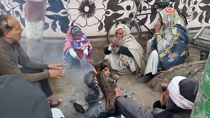 बारिश व शीतलहर ने लोगों की छुड़ाई कंपकंपी