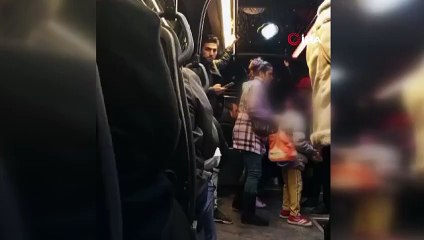 Esenyurt'ta anne ve çocuğunu yerde yuvarlayan minibüs şoförü yakalandı