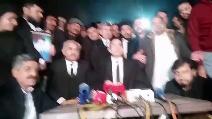 پشاور ہائیکورٹ نے کل 9 بجے کا ٹائم دیا ہے | Yesterday Peshawar High Court gave time of 9 o'clock... We have full hope from Peshawar High Court... We accept every decision of the court... Canceling our election symbol is like denying the fundamental right