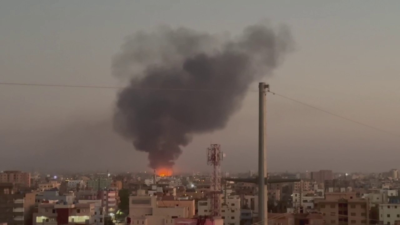 مراسل #العربية: غارة جوية لمقاتلة للجيش على منا...