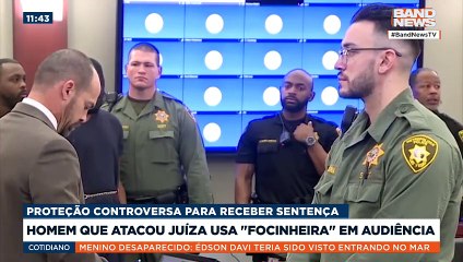 Homem que atacou juíza usa "focinheira" em audiência | BandNews TV