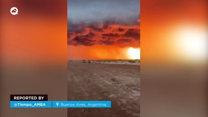 Impressive shelf cloud in the province of Buenos Aires, Argentina