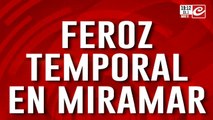 Feroz temporal en Miramar: volaron carpas y techos