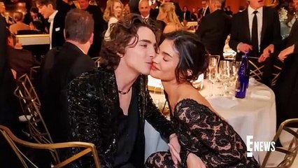 Download Video: Was Selena Gomez GOSSIPING About Kylie Jenner & Timothée Chalamet at the Golden (1)