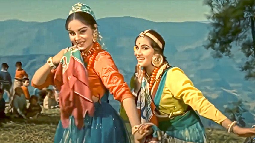 Ho Koi Aayega, Aayega, Hamaare Gaanv Koi Aayega | Lata Mangeshkar & Asha Bhosle