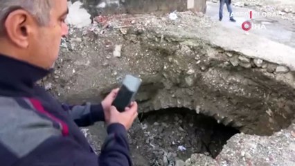Hatay'da Enkaz Altında Korkutucu Olay: Binanın Temelinde Obruk Oluştu 🚧