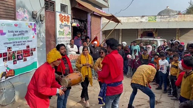 नुक्कड़ नाटक के माध्यम से, ऐसे दी स्वास्थ्य की जानकारी, देखें वीडियो