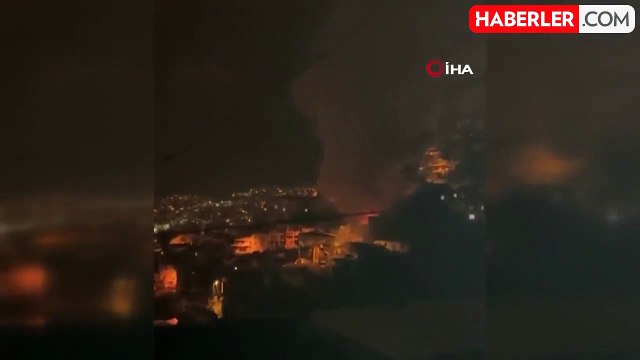 Bursa'da ev alev alev yanarak küle döndü