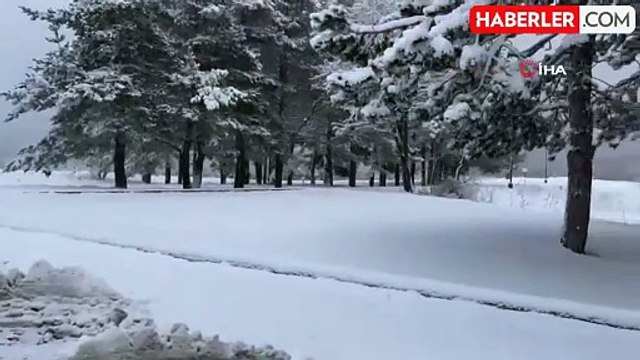 Bolu'nun yükseklerinde kar yağışı: Kartalkaya'da kar kalınlığı 1 metreye ulaştı