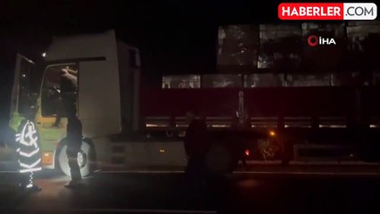 Burdur'da yolcu otobüsü ile kamyon çarpıştı: 2 yaralı