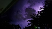 Vídeo mostra tempestade com raios em Apucarana