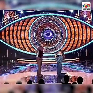 Video: सलमान खान को दीपिका पादुकोण ने घुटनों के बल बैठ कर शादी के लिए किया प्रपोज, वायरल हो रहा वीडियो, जाने एक्टर का जवाब