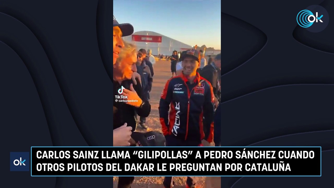 Carlos Sainz llama "gilipollas" a Pedro Sánchez cuando otros pilotos del Dakar le preguntan por Cataluña