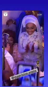 Mané si sposa con la 19enne Aisha, dopo anni di attesa