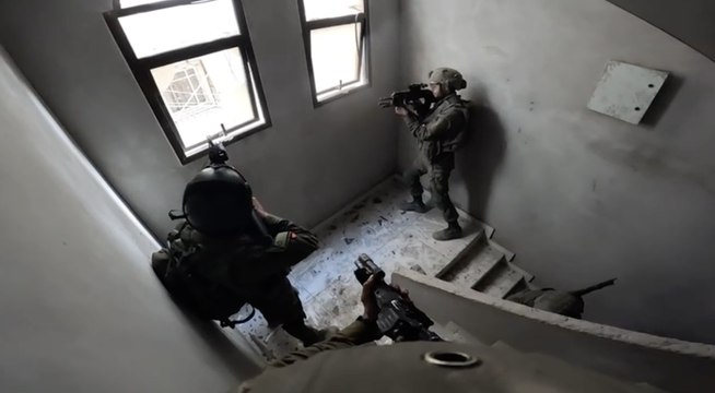 Las imágenes más impactantes de los duros combates de Israel y Hamás en Jan Yunis