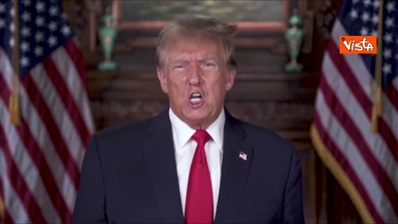Trump: "Se continuano a perseguirmi c'? rischio...