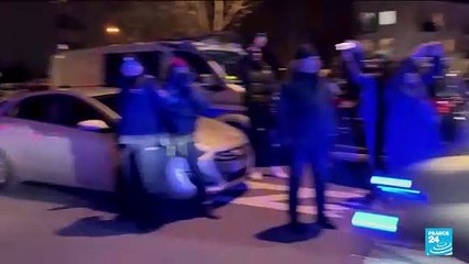 Polish ex-ministers head for jail as police swoop on presidential palace