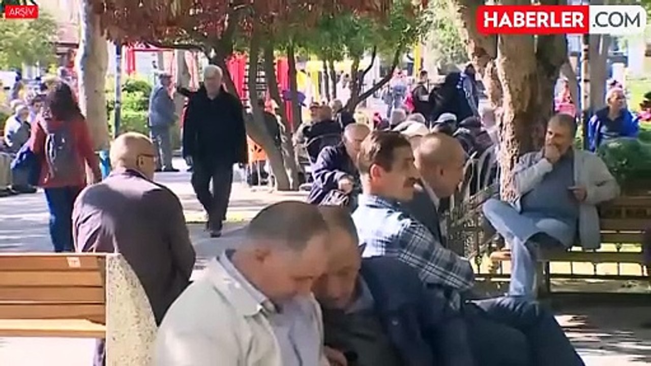 AK Parti Grup Başkanı Abdullah Güler'den emekliye ek zam açıklaması