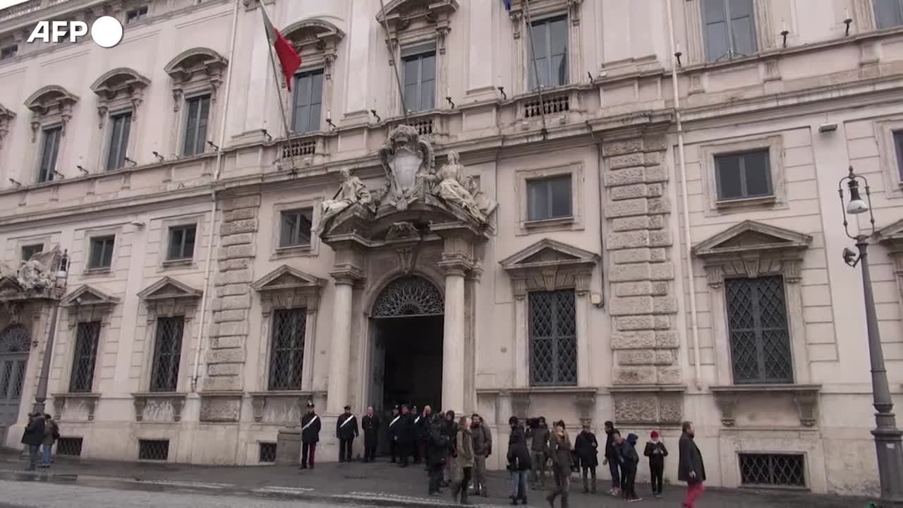 Cambiano sentenze della Consulta, via termine 'signori'