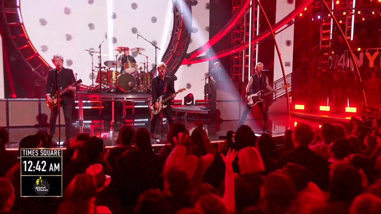 Green Day - Basket Case, Welcome to Paradise (Dick Clark's New Year's Rockin' Eve with Ryan Seacrest 2024)