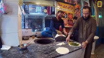 Breakfast in Kabul Afghanistan - Cinema Pamir Street food - Siri Paye - Chai - Liver fry - Nashta