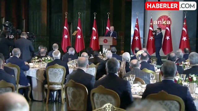 Cumhurbaşkanı Erdoğan: Sosyal medya yalan haberlerle ülkemizi karıştırmaya çalışıyor