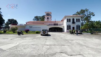 mqn-Flora Saenz celebra sus 97 años exponiendo en el Museo de Arte Costarricense.-100124
