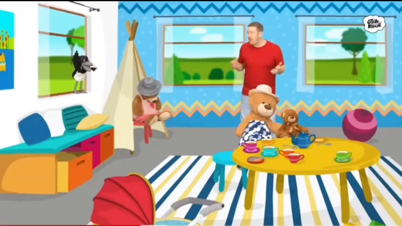 Steve and Maggie Hit the Piñata Party + Bigfoot & More | Best Stories for Kids | Wow English TV
