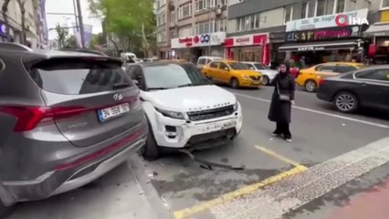 Usta oyuncu ölümden döndü! Ayağı gaz pedalına sıkışan Halil Ergün direksiyon hakimiyetini...