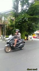 Fortuner putih jadi mobil Amerika