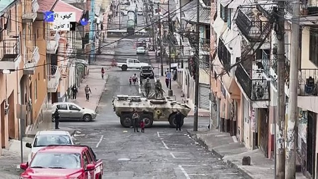 الجيش في الإكوادور يُنفّذ دوريات في الشوارع للسيطرة على عنف عصابات تجارة المخدرات