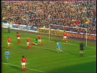 NOTTINGHAM FOREST -  LEEDS  - 1977 -