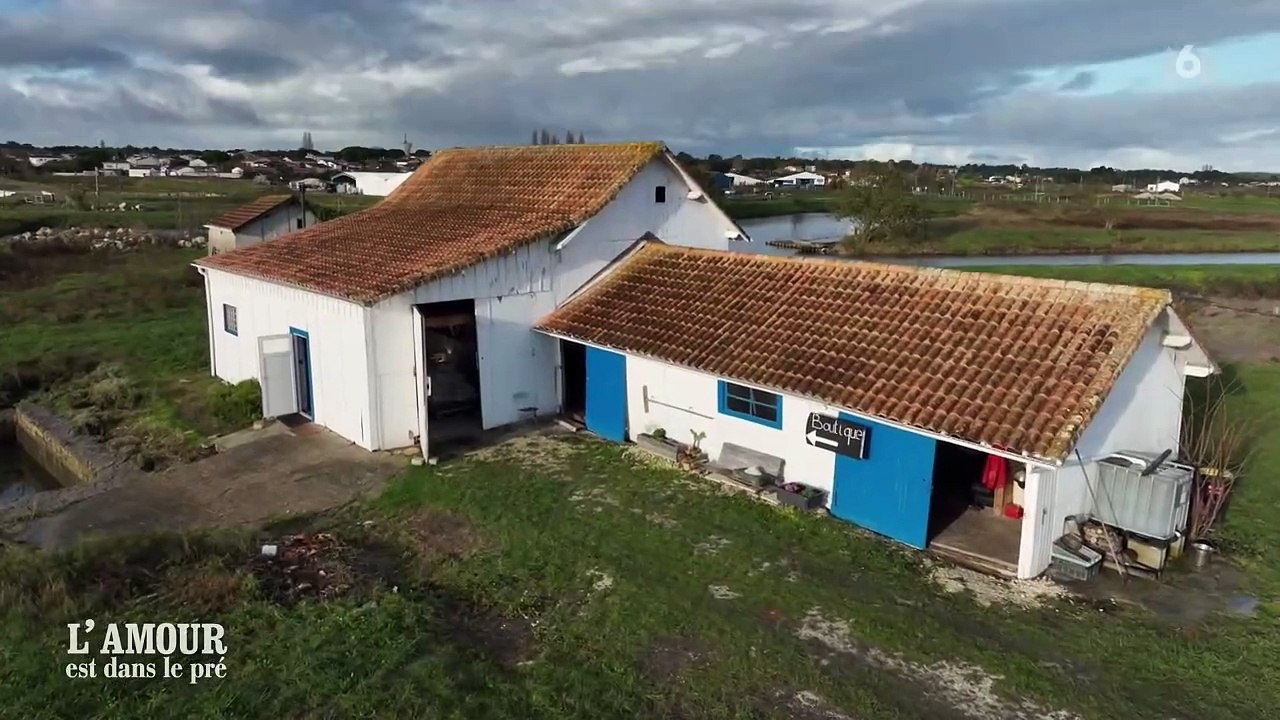 Karine Le Marchand passe un appel à l'aide pour aider Brice à se loger dans L'amour est dans le pré