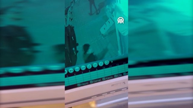 Sultangazi'de sigara isteğini reddeden kişiyi silahla yaraladı